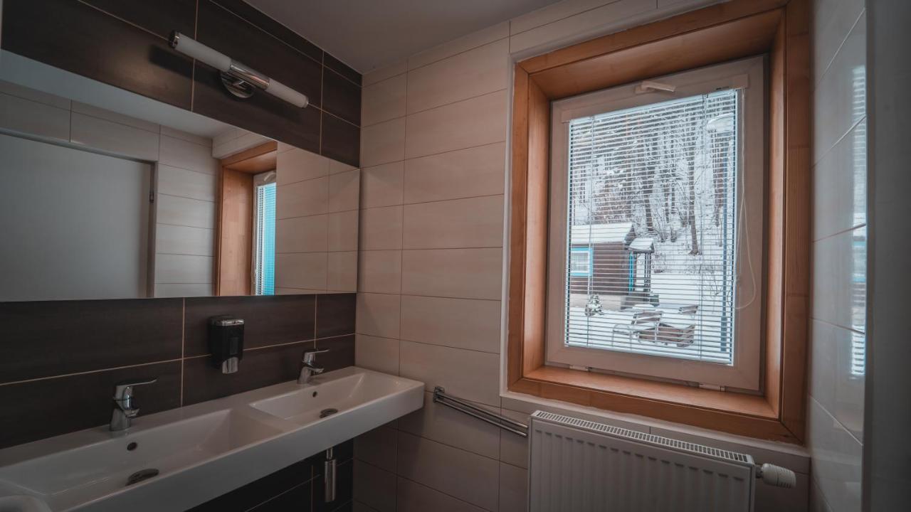 Kupelne Domceky - Kupele Cerveny Klastor Smerdzonka Exteriör bild